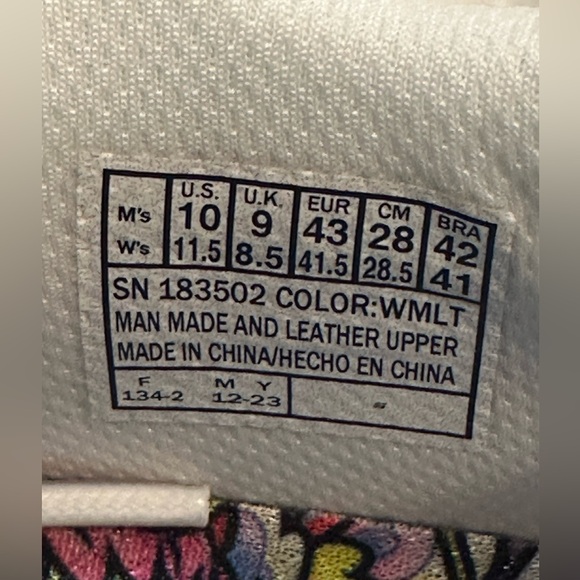 Skechers VEXX - Guilty Pleasure Unique Doodle Year of the Dragon Men’s 10 Casual - Picture 12 of 13